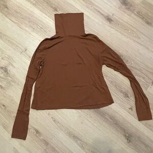 NWOT Old Navy Ultralight rust red turtleneck
